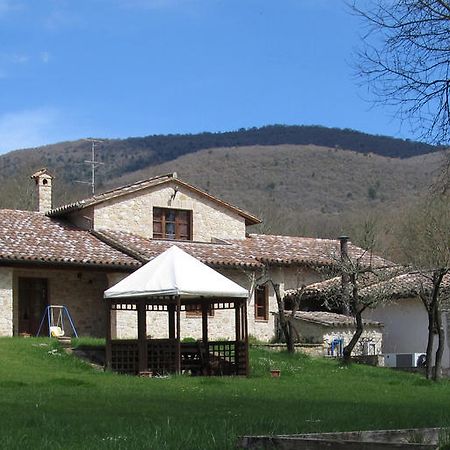Il Vignale Guest House Massa Martana Bagian luar foto
