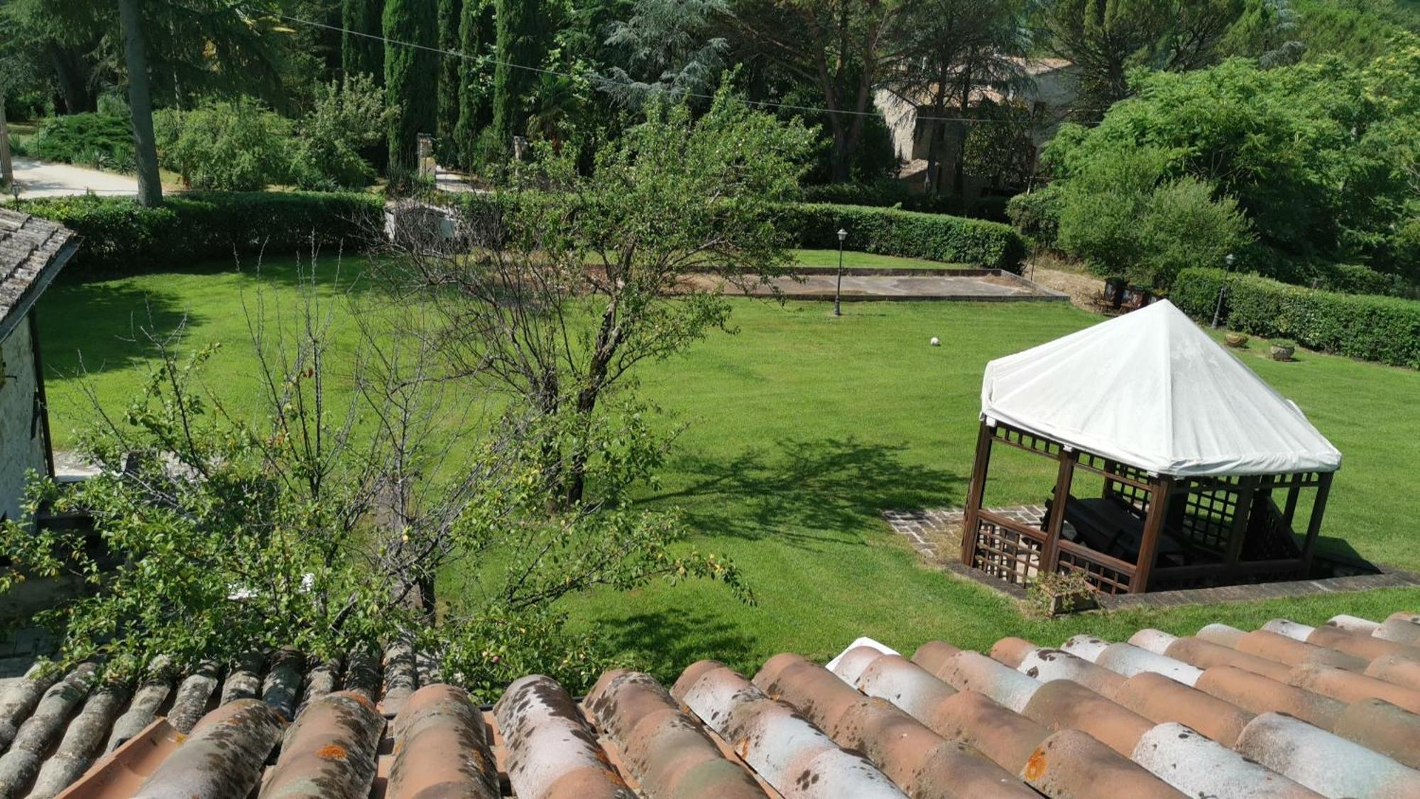 Il Vignale Guest House Massa Martana Bagian luar foto
