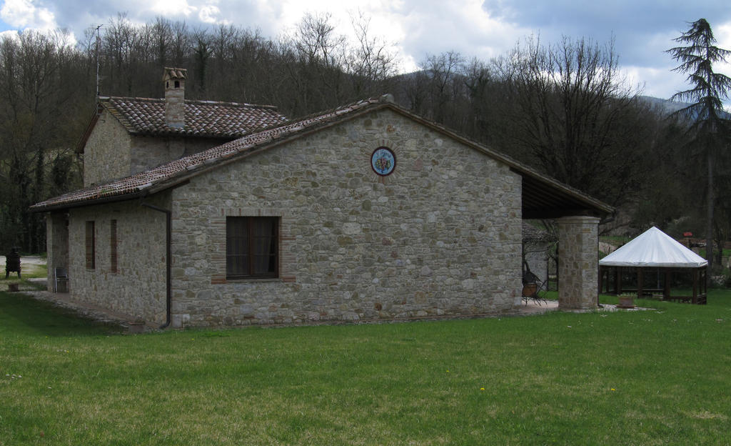 Il Vignale Guest House Massa Martana Bagian luar foto