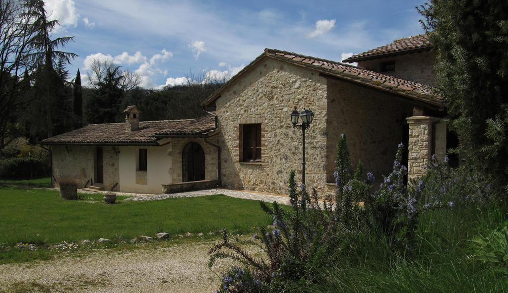 Il Vignale Guest House Massa Martana Bagian luar foto